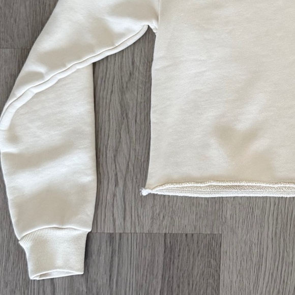 Kaveah Terry Top, Cropped, NEW WITHOUT TAGS, never worn. Sz M. 10-12 - Picture 4 of 8